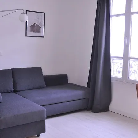 Appt Paris11 Charonne شقة